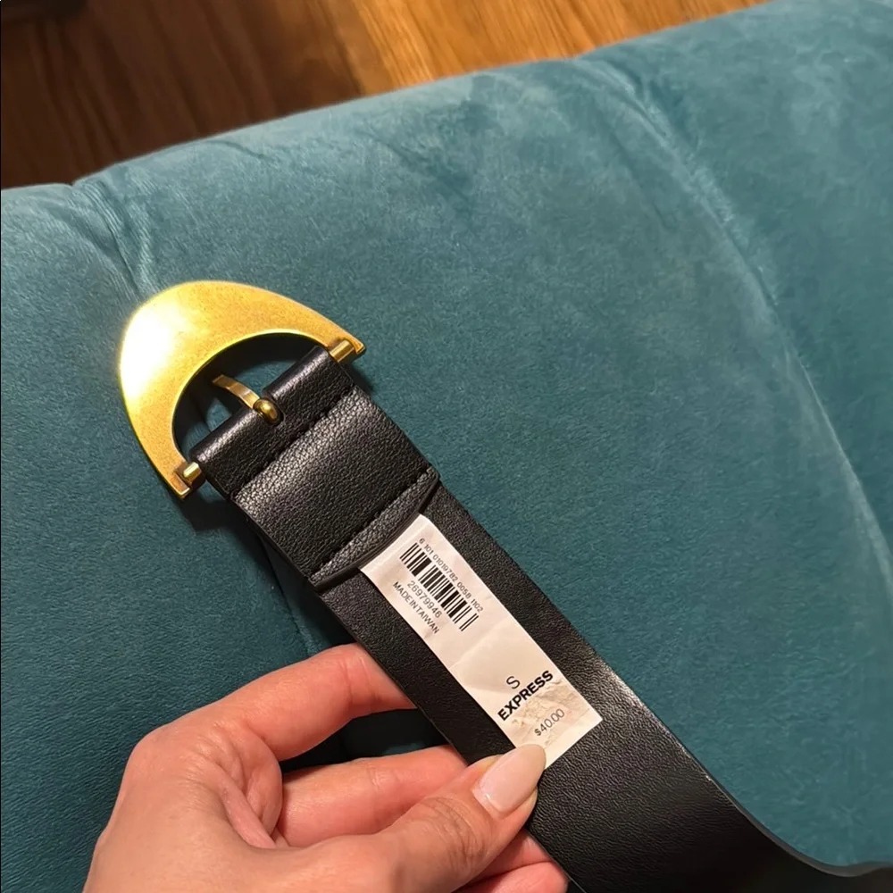 Elegant Black Leather Belt with Gold Buckle
